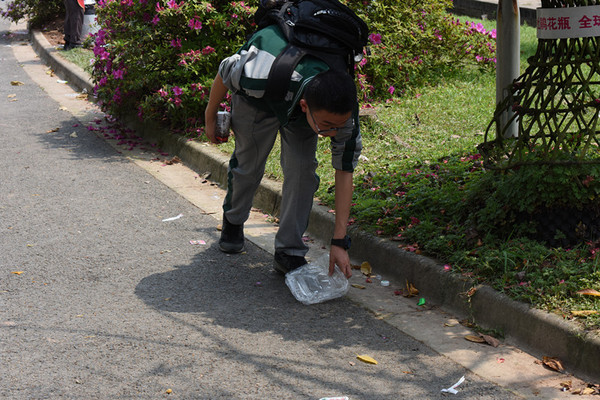 捡垃圾的少年 (3)_副本.jpg